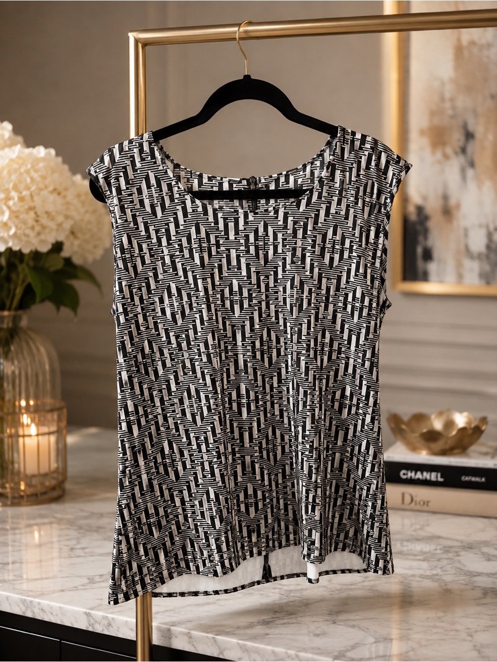 Black & White Geometric Cap-Sleeve Top